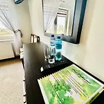 Pod Debami 酒店 Ostrów Wielkopolski
