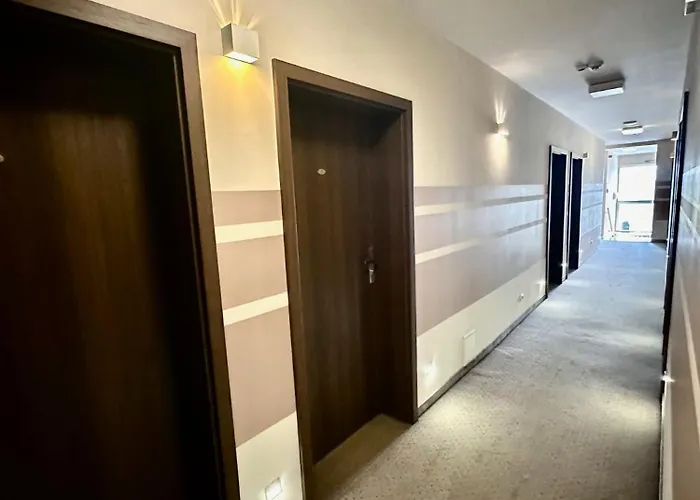 Pod Debami Otel Ostrów Wielkopolski